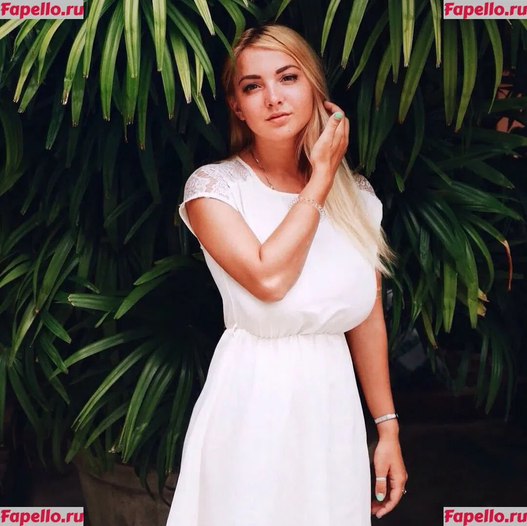 Eva Bogut Onlyfans Photo Gallery 