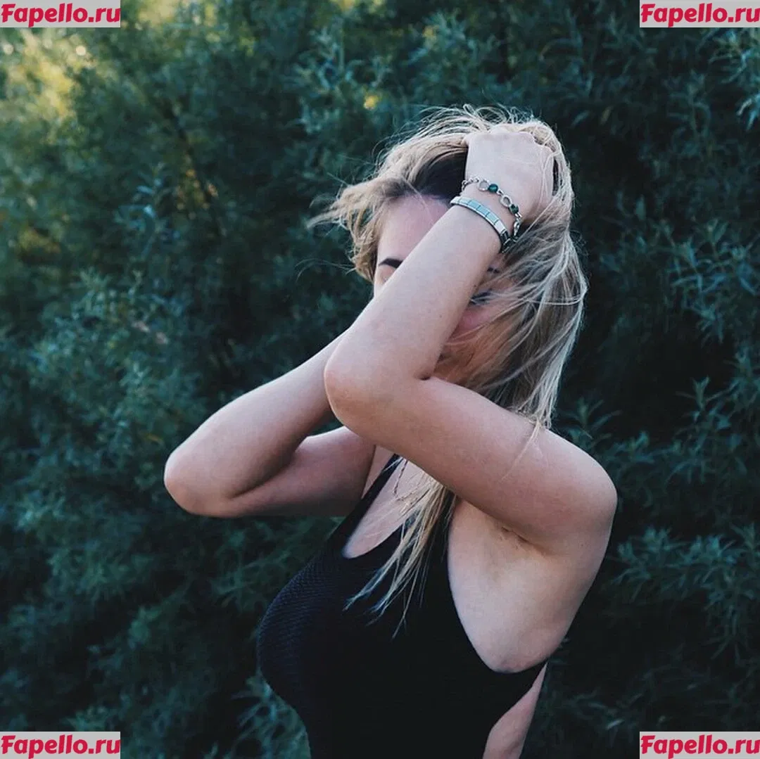 Eva Bogut Onlyfans Photo Gallery 