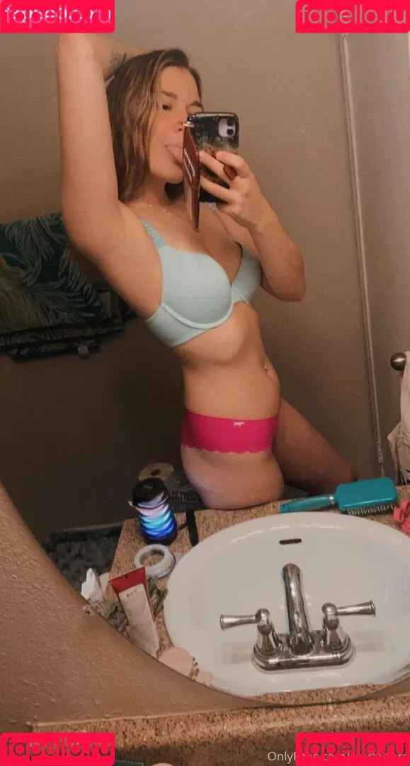 scarletters Onlyfans Photo Gallery 