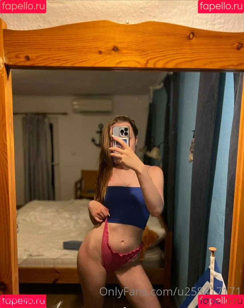 leeeeyyyla Onlyfans Photo Gallery 