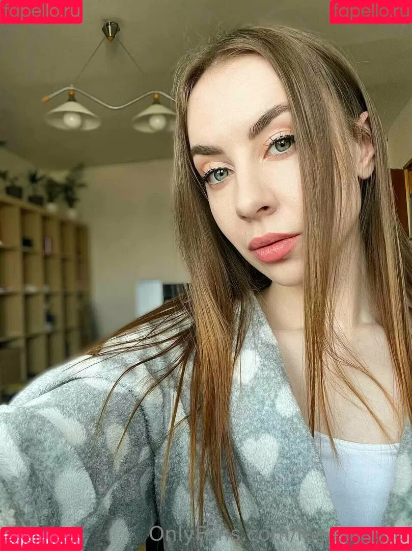 leeeeyyyla Onlyfans Photo Gallery 