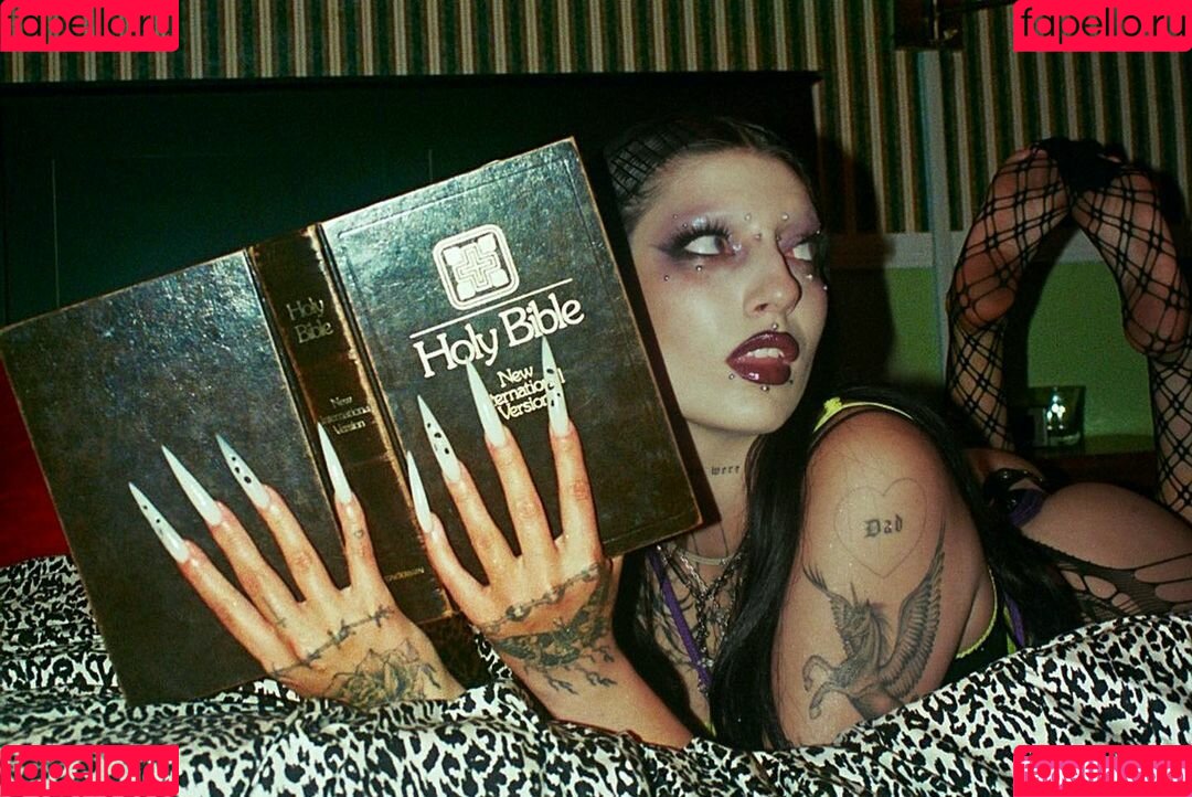 DeathbyRomy Onlyfans Photo Gallery 