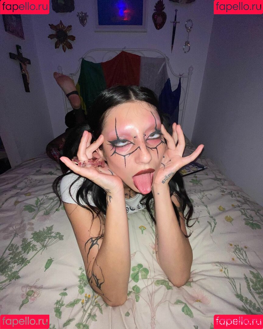 DeathbyRomy Onlyfans Photo Gallery 