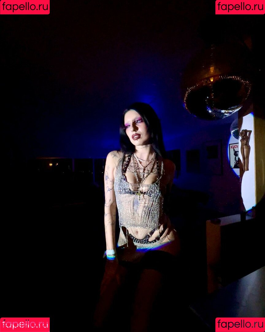 DeathbyRomy Onlyfans Photo Gallery 