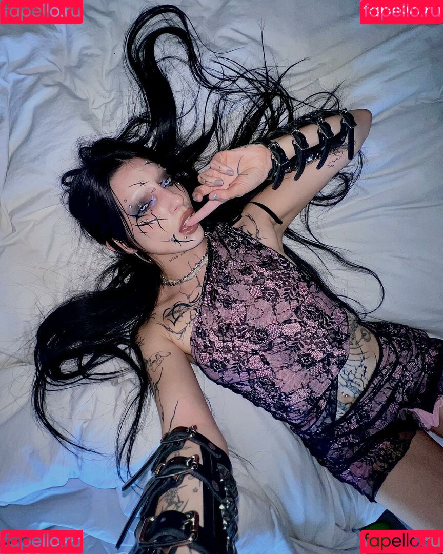 DeathbyRomy Onlyfans Photo Gallery 