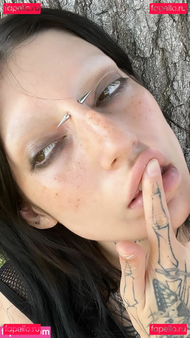 DeathbyRomy Onlyfans Photo Gallery 