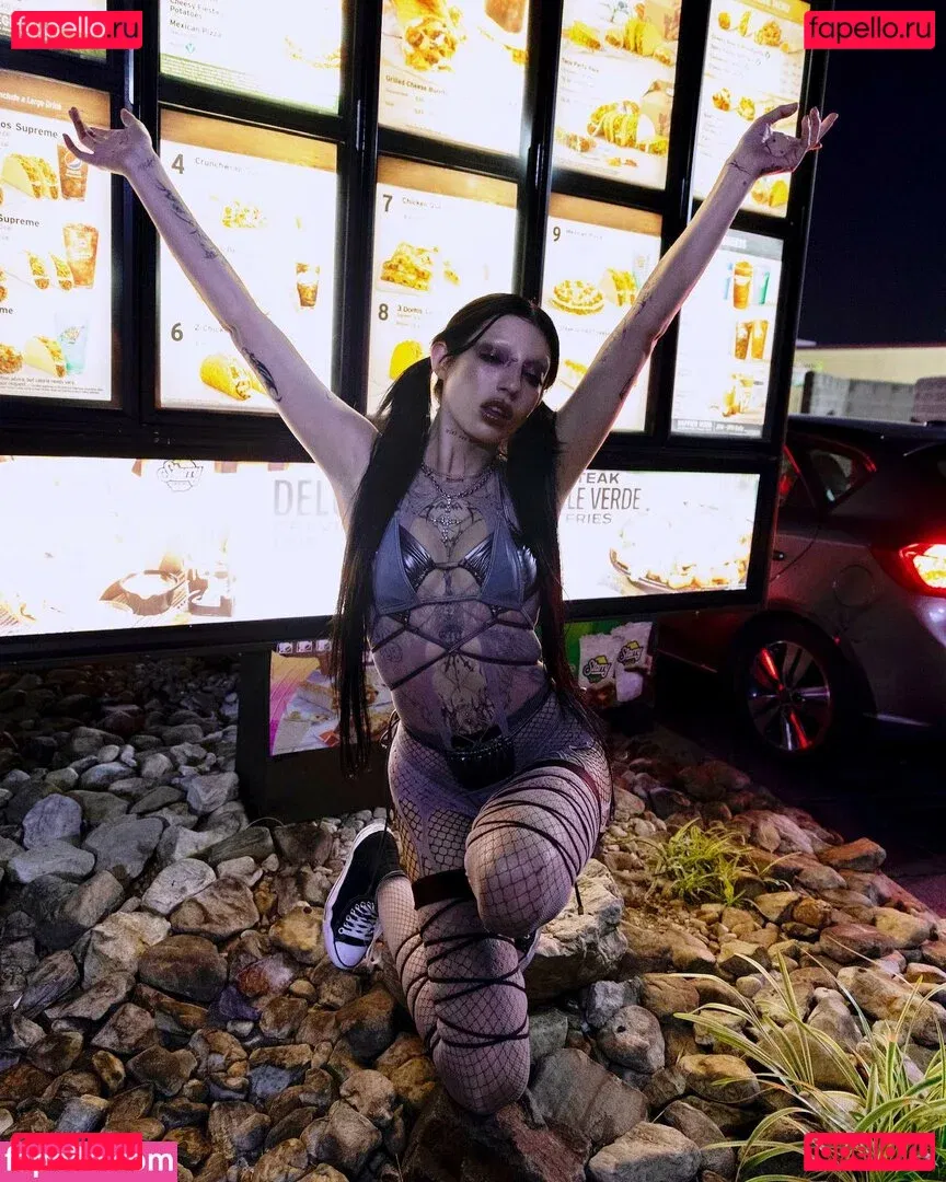 DeathbyRomy Onlyfans Photo Gallery 