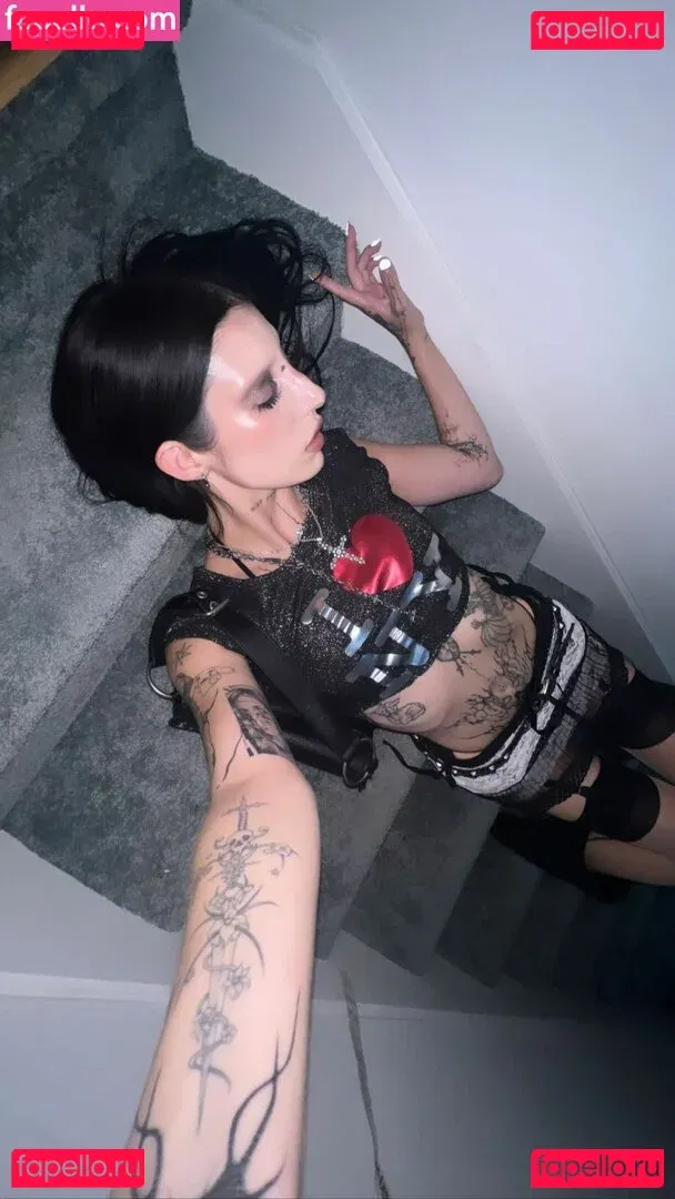 DeathbyRomy Onlyfans Photo Gallery 