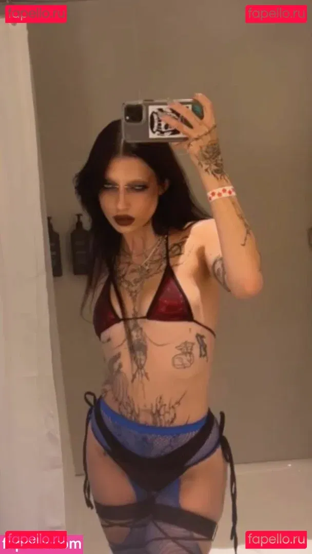 DeathbyRomy Onlyfans Photo Gallery 