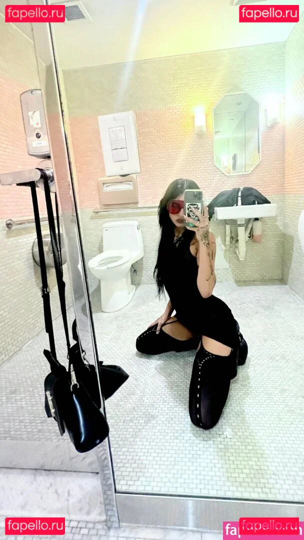 DeathbyRomy Onlyfans Photo Gallery 