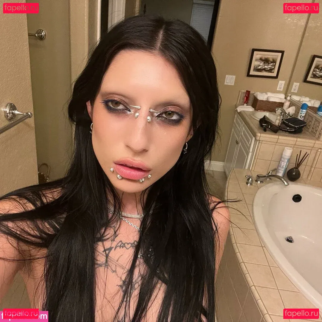 DeathbyRomy Onlyfans Photo Gallery 