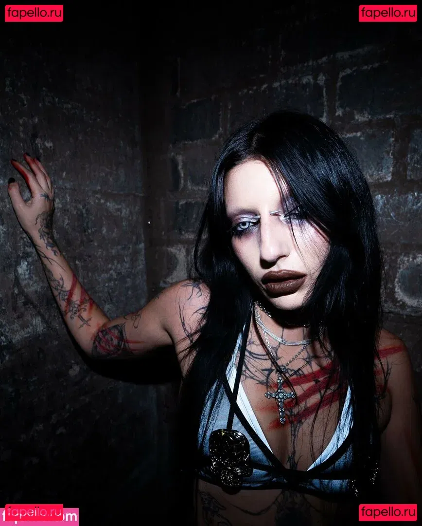 DeathbyRomy Onlyfans Photo Gallery 