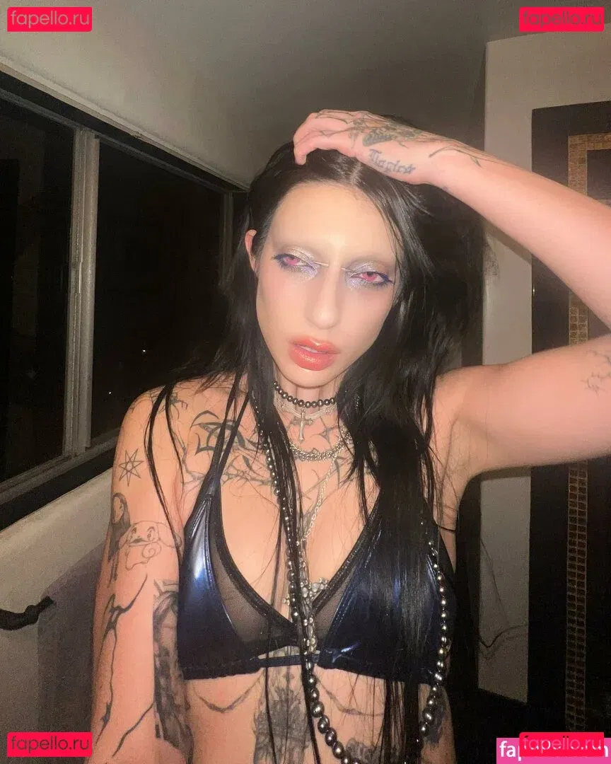 DeathbyRomy Onlyfans Photo Gallery 