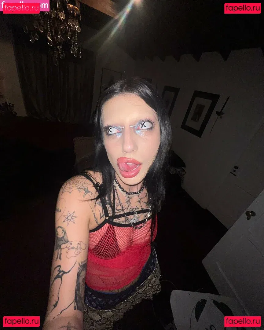 DeathbyRomy Onlyfans Photo Gallery 