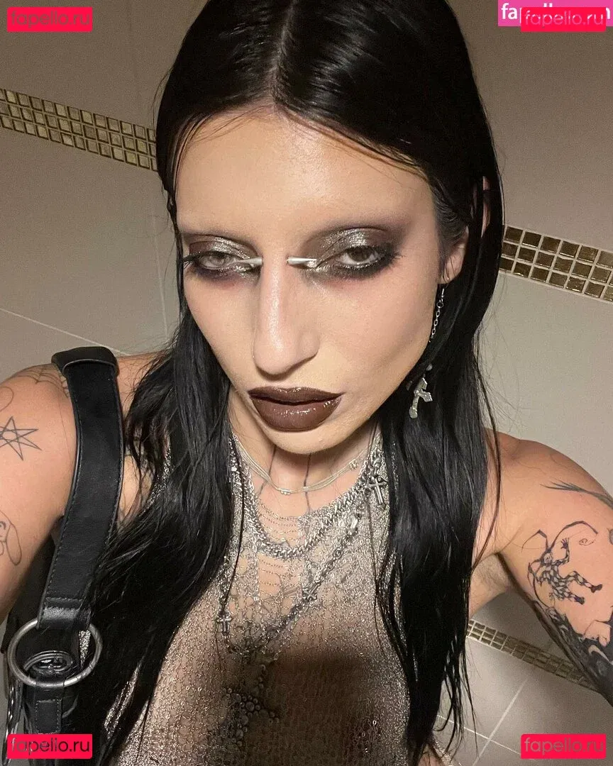 DeathbyRomy Onlyfans Photo Gallery 