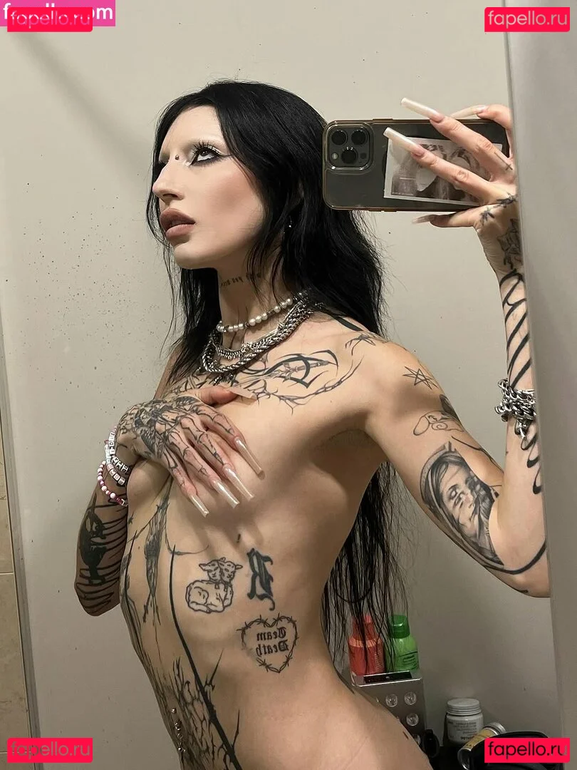 DeathbyRomy Onlyfans Photo Gallery 