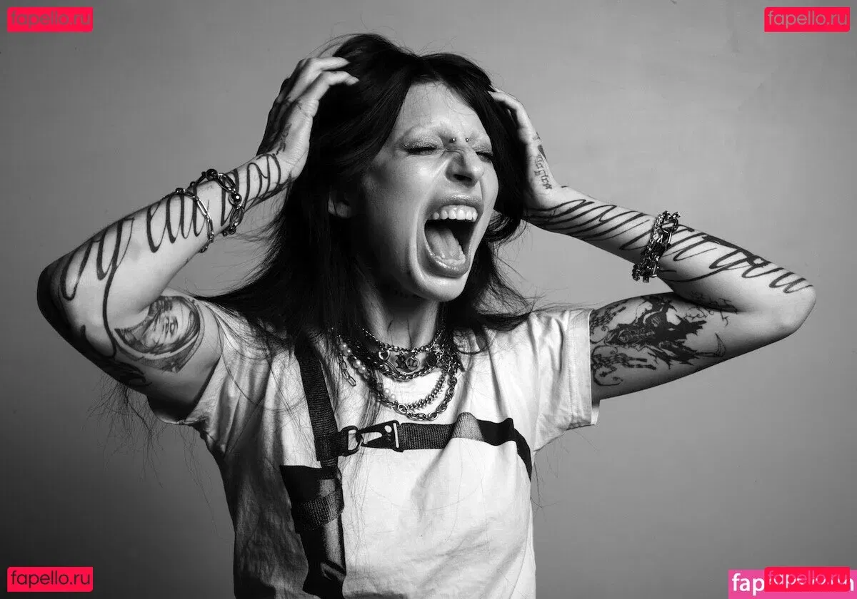 DeathbyRomy Onlyfans Photo Gallery 