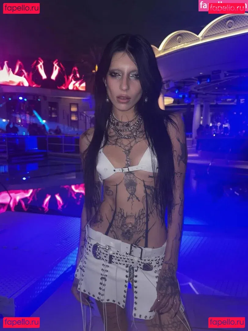 DeathbyRomy Onlyfans Photo Gallery 