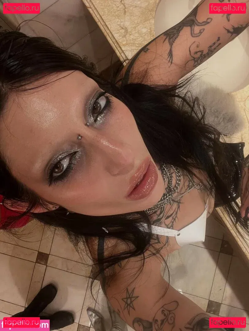 DeathbyRomy Onlyfans Photo Gallery 