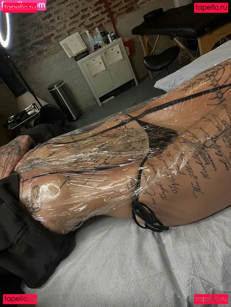 DeathbyRomy Onlyfans Photo Gallery 