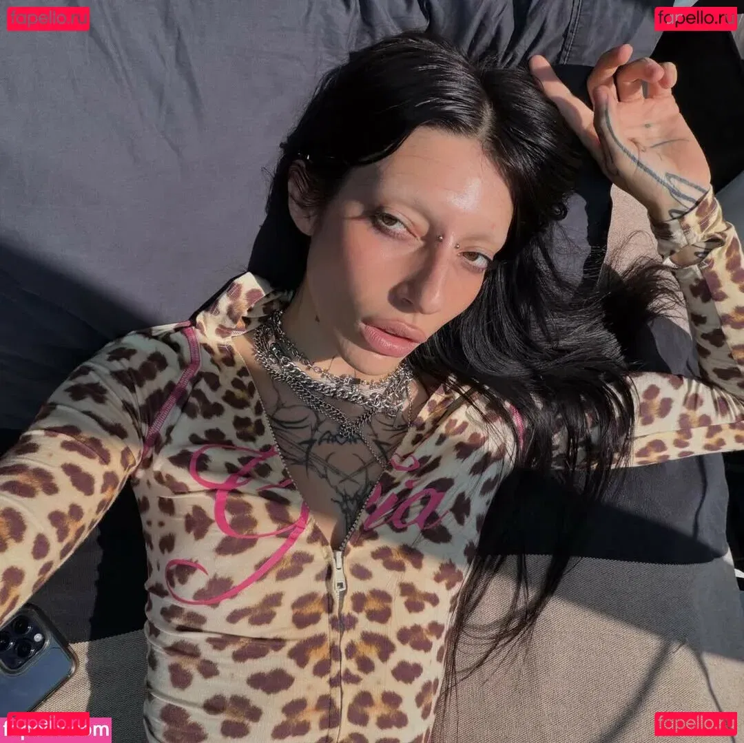 DeathbyRomy Onlyfans Photo Gallery 