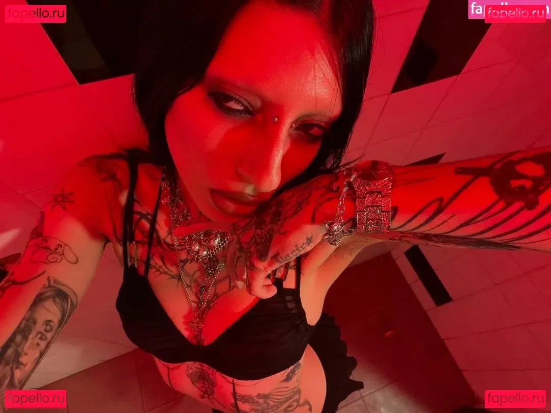 DeathbyRomy Onlyfans Photo Gallery 