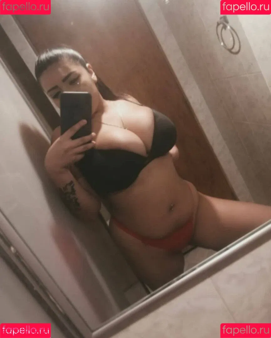 Kimberly Hdeez Onlyfans Photo Gallery 