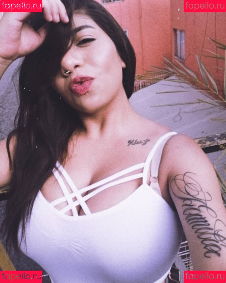 Kimberly Hdeez Onlyfans Photo Gallery 