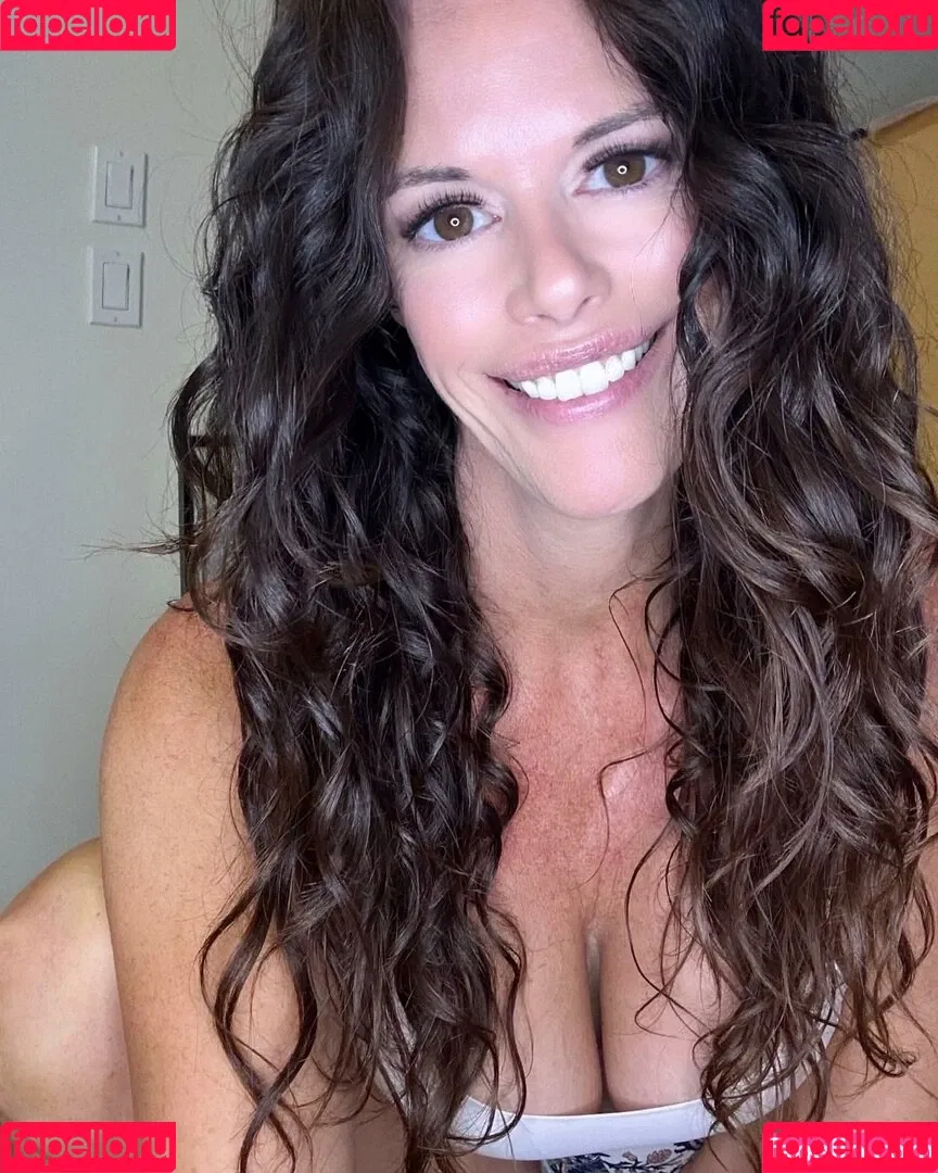 OnlyJans2023 Onlyfans Photo Gallery 