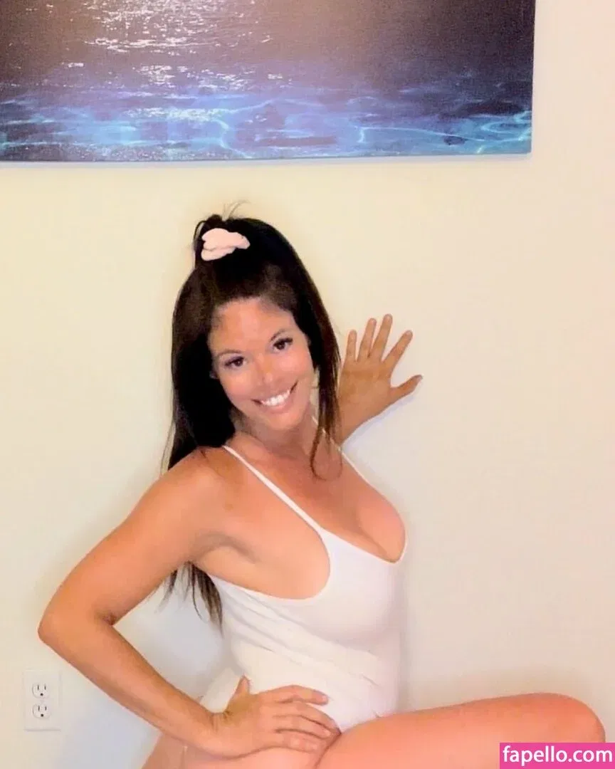 OnlyJans2023 Onlyfans Photo Gallery 