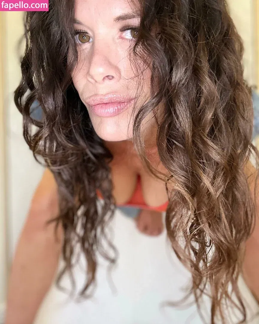 OnlyJans2023 Onlyfans Photo Gallery 