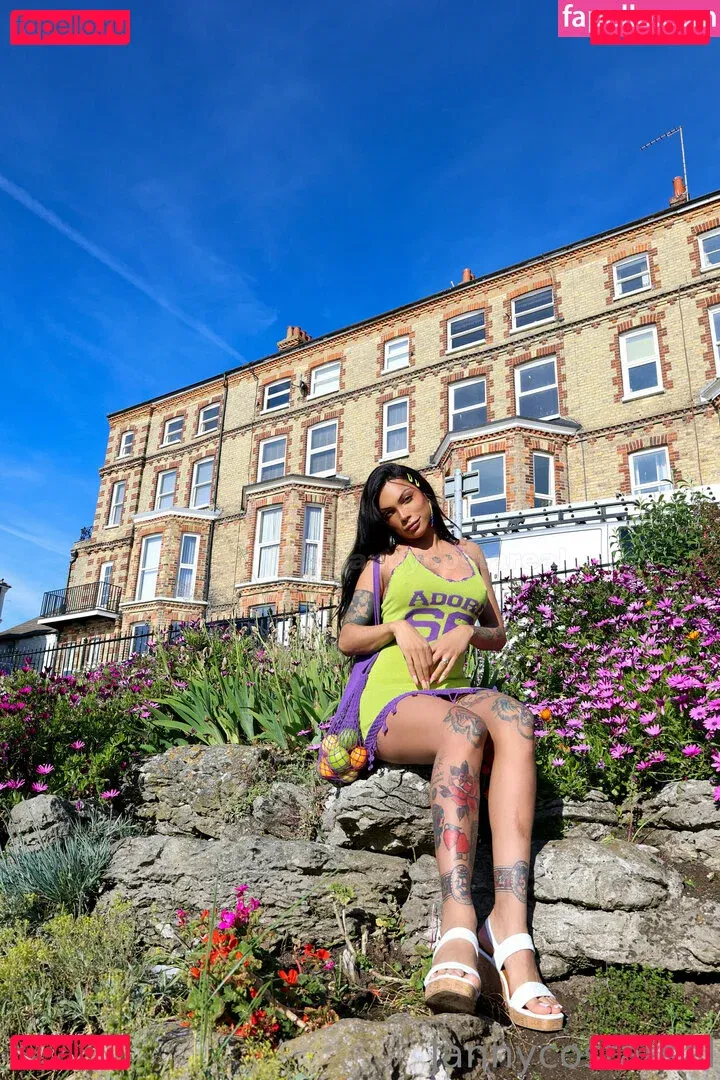 jannycostareal2 Onlyfans Photo Gallery 