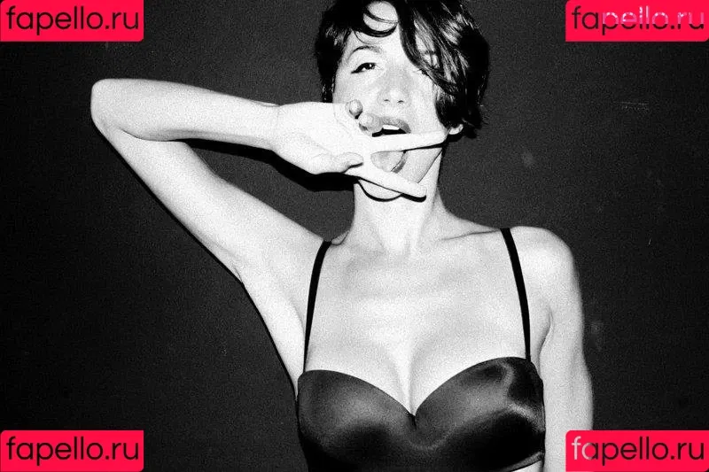 Andrea Delogu Onlyfans Photo Gallery 