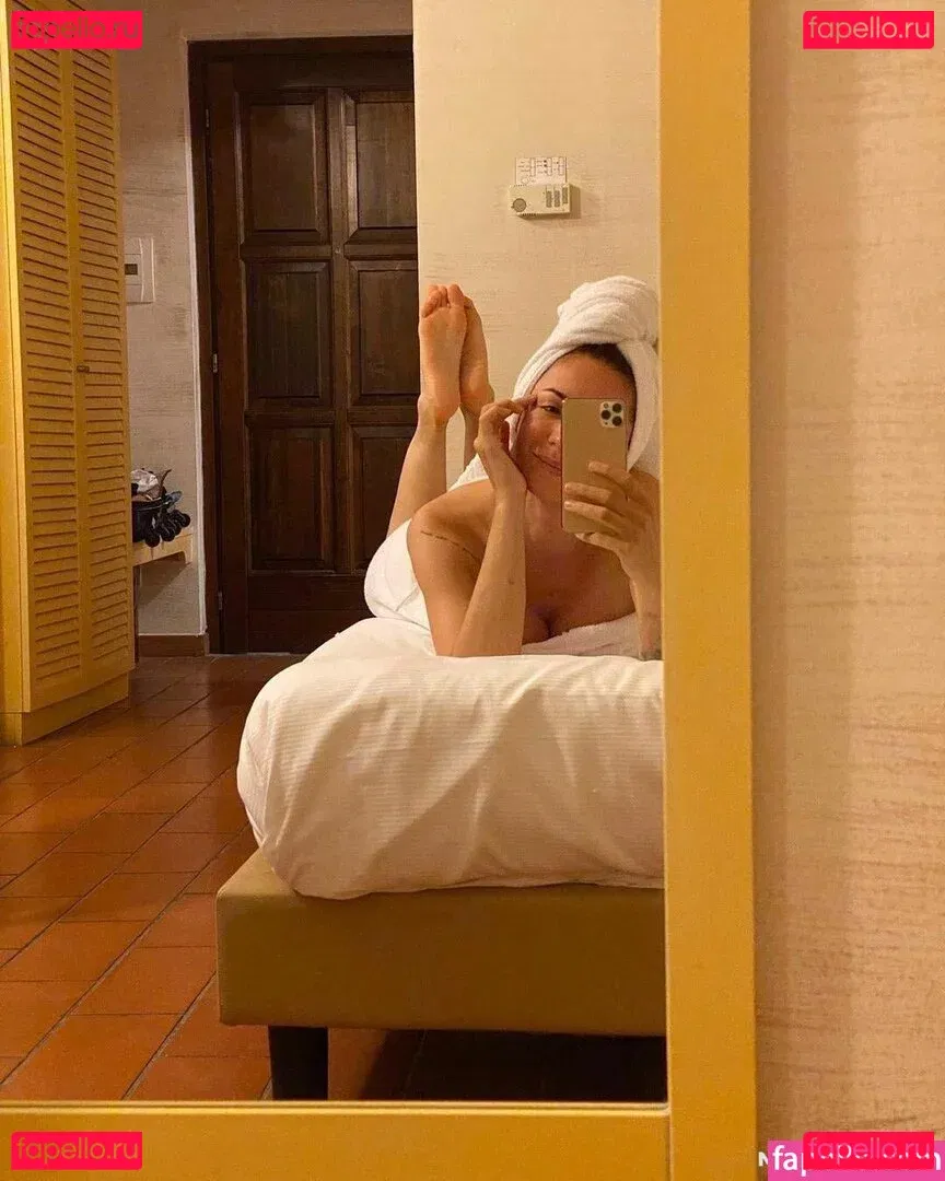 Andrea Delogu Onlyfans Photo Gallery 