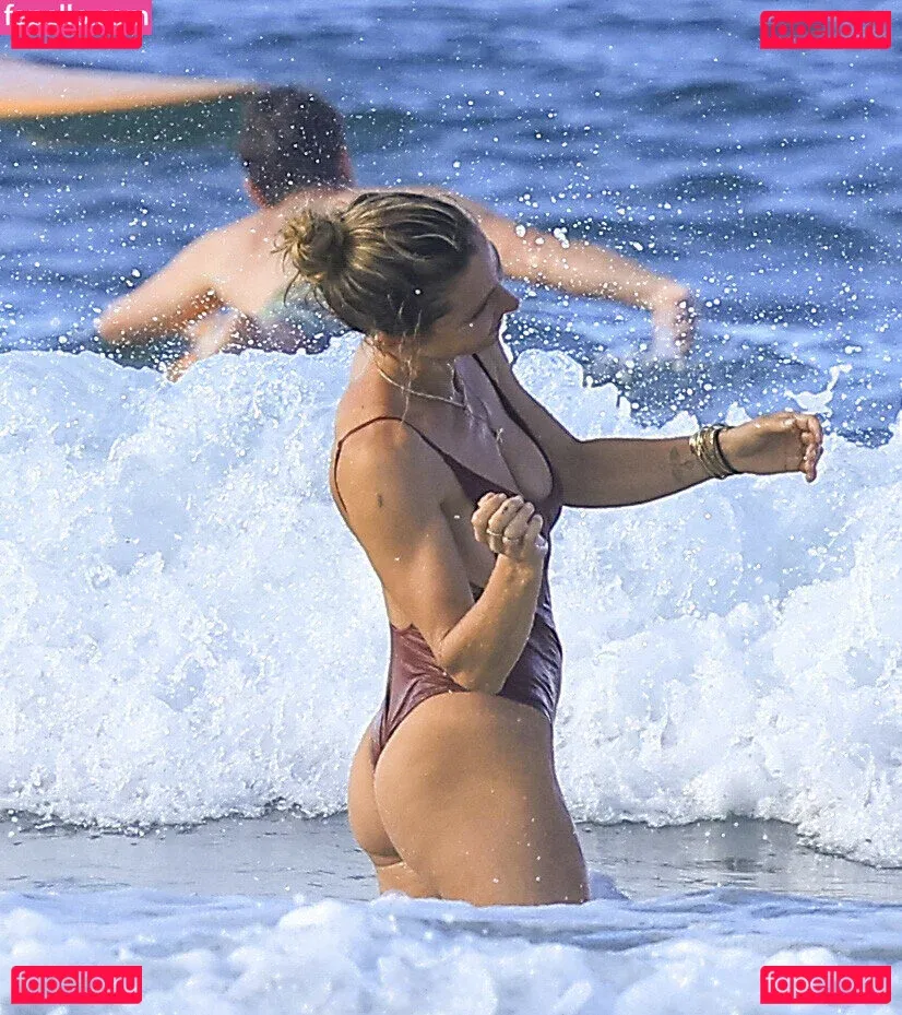 Elsa Pataky Onlyfans Photo Gallery 