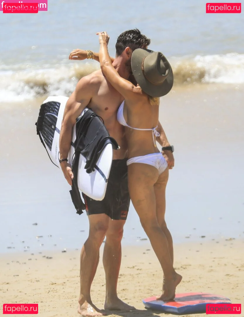 Elsa Pataky Onlyfans Photo Gallery 