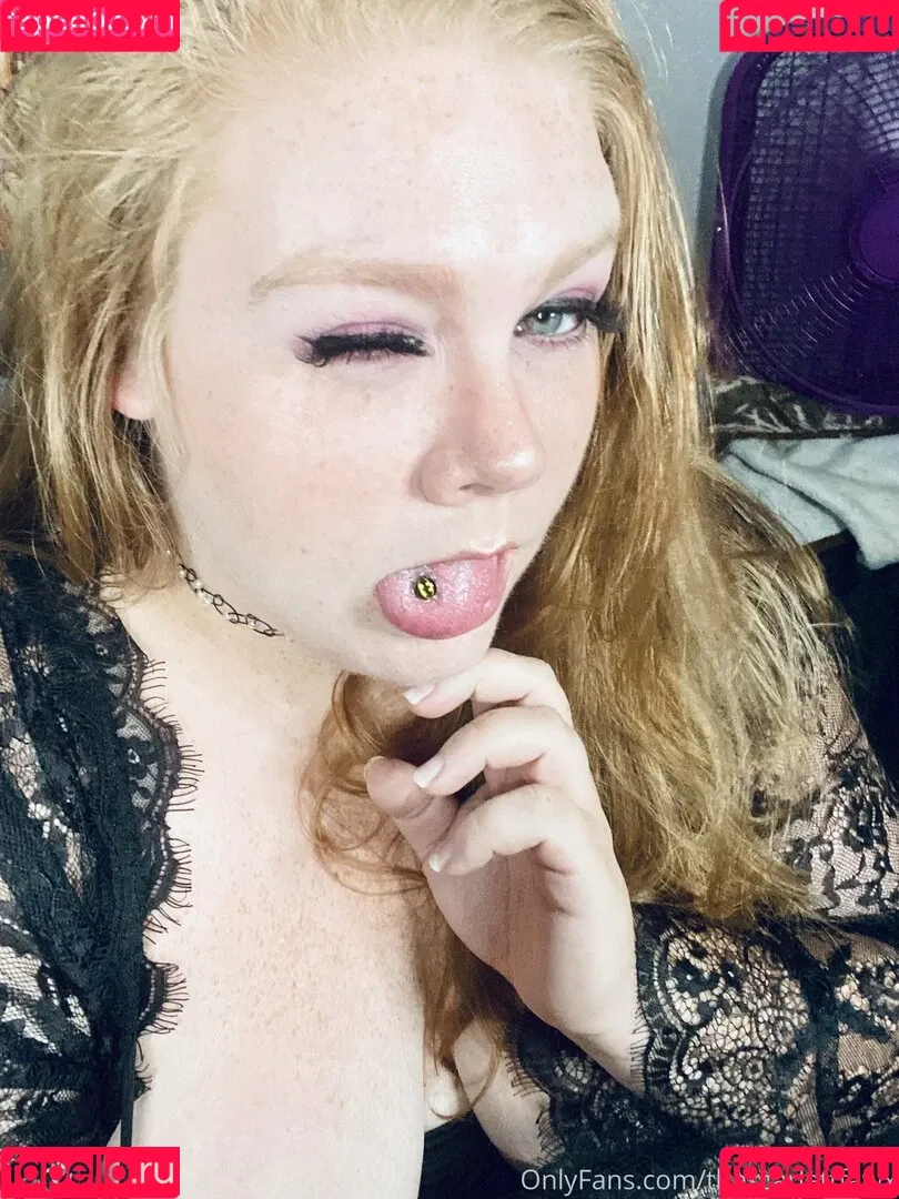 thescarlettfawx Onlyfans Photo Gallery 