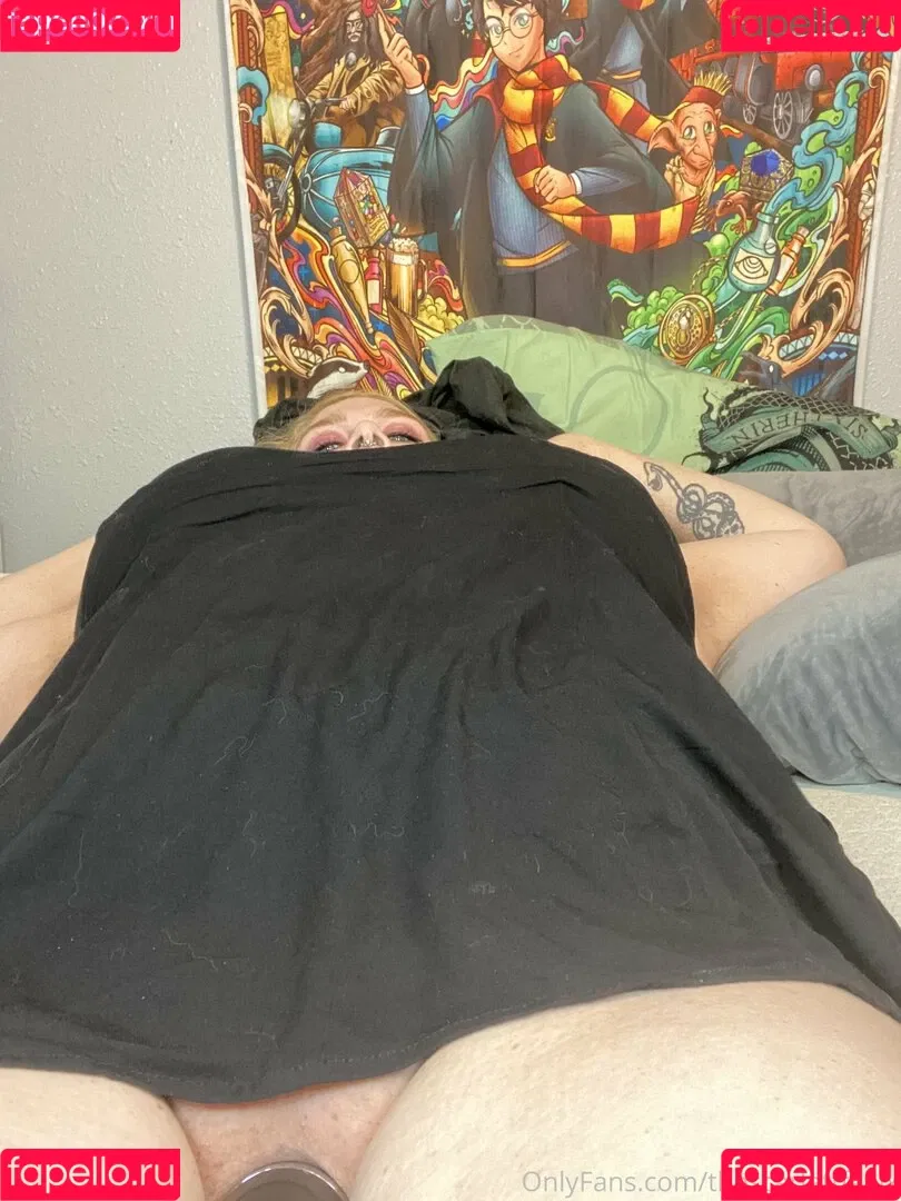 thescarlettfawx Onlyfans Photo Gallery 