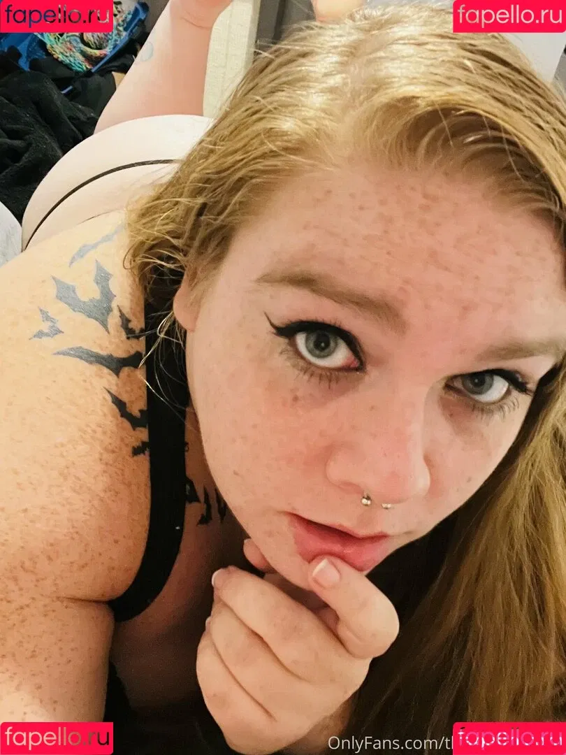 thescarlettfawx Onlyfans Photo Gallery 