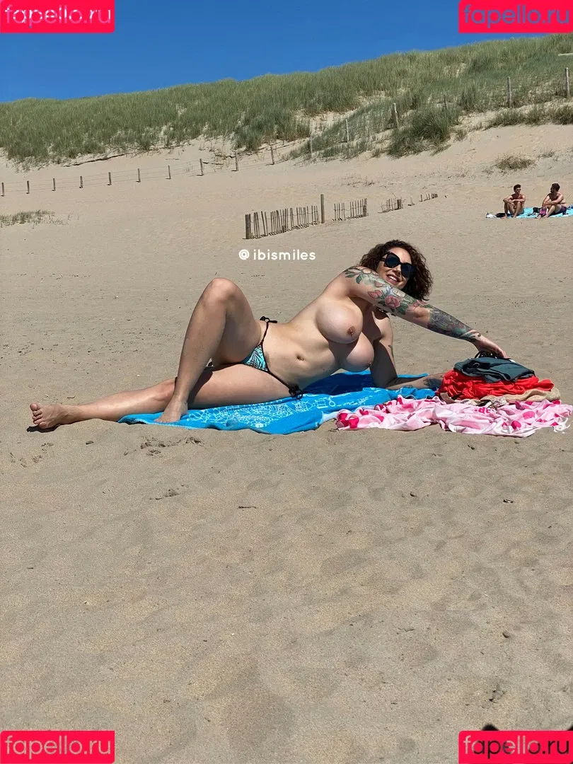 Ibi Smiles Onlyfans Photo Gallery 