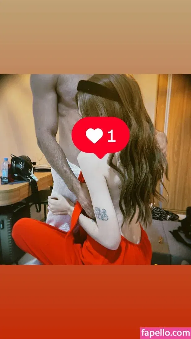 minakoprin Onlyfans Photo Gallery 