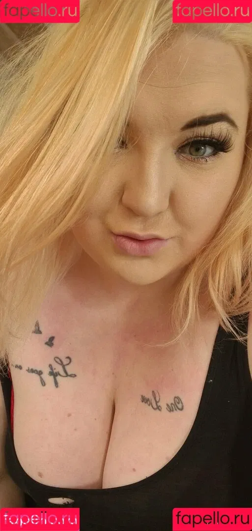 elliemartinxo Onlyfans Photo Gallery 