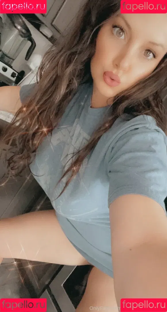 Trauma Mama ASMR Onlyfans Photo Gallery 