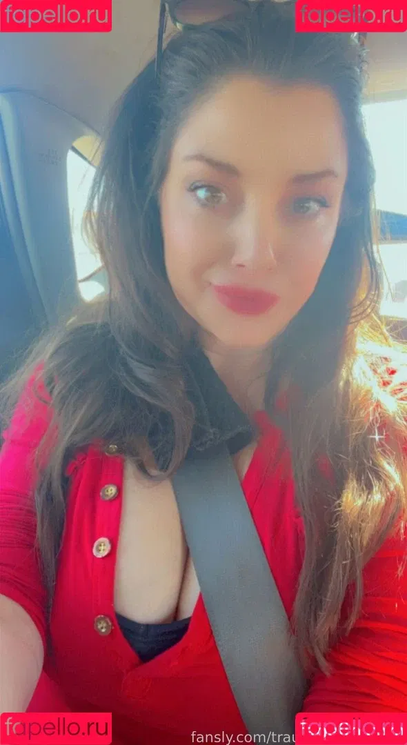 Trauma Mama ASMR Onlyfans Photo Gallery 