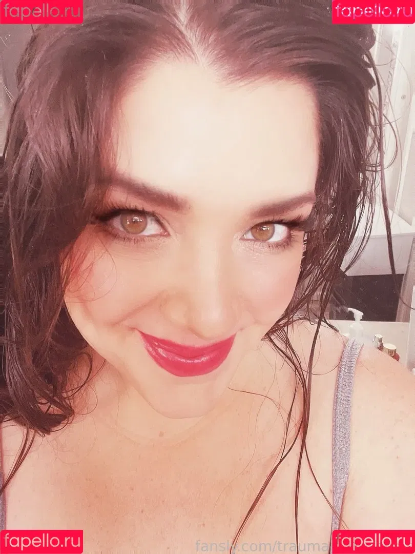 Trauma Mama ASMR Onlyfans Photo Gallery 