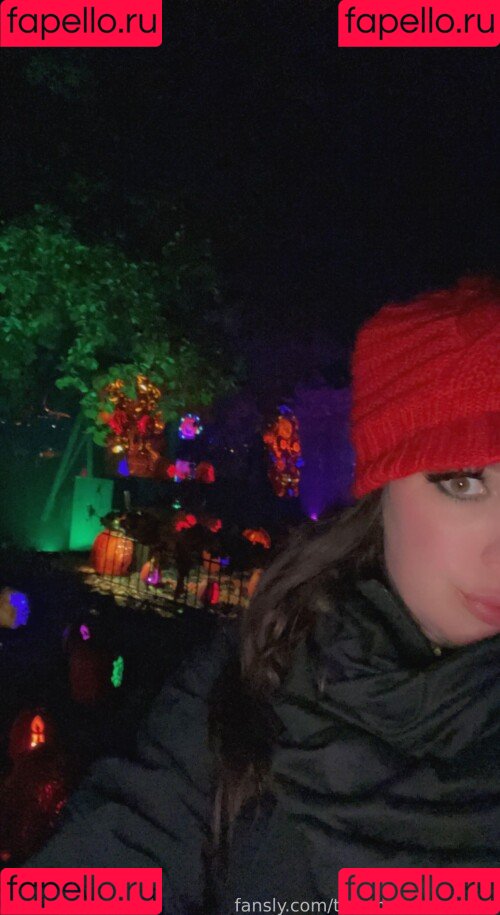 Trauma Mama ASMR Onlyfans Photo Gallery 