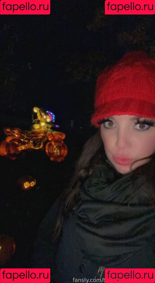 Trauma Mama ASMR Onlyfans Photo Gallery 