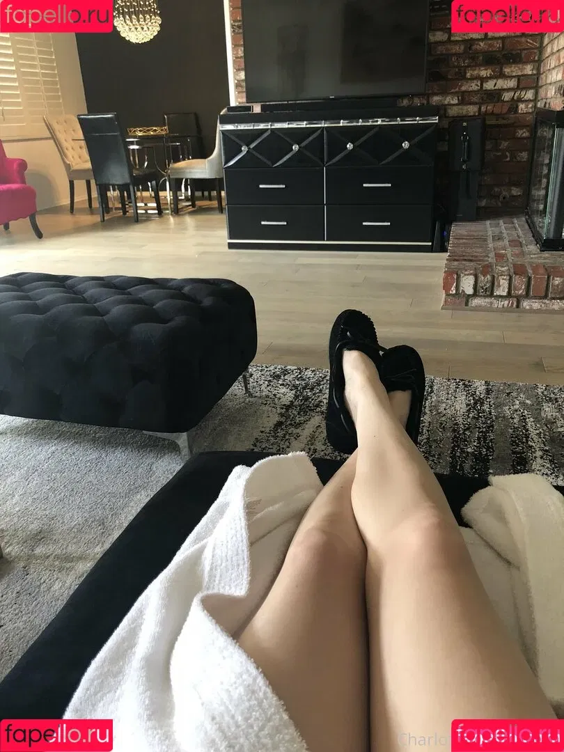 char_stokely Onlyfans Photo Gallery 