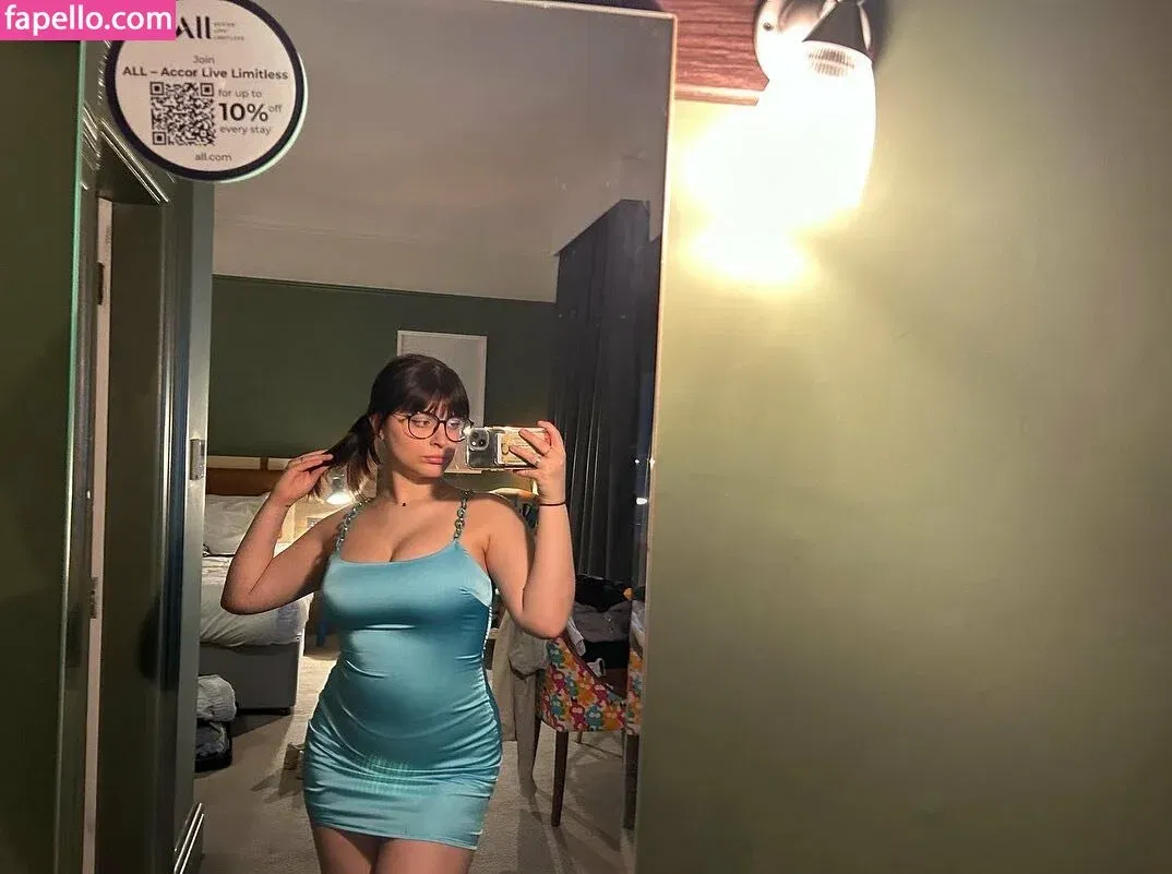 char_stokely Onlyfans Photo Gallery 