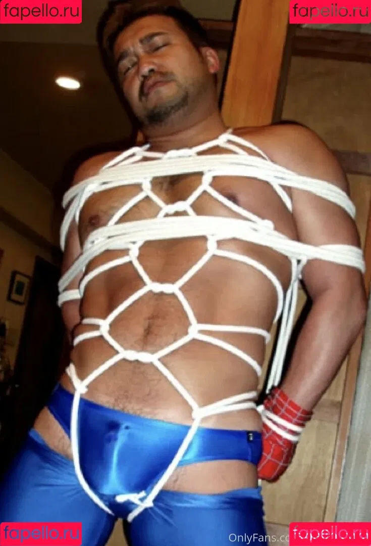 threeislands Onlyfans Photo Gallery 
